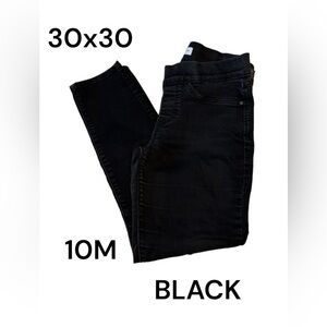 LEVI'S Totally Shaping Pull-On Skinny Black Jeans Size 10M 30x30 Stretchy